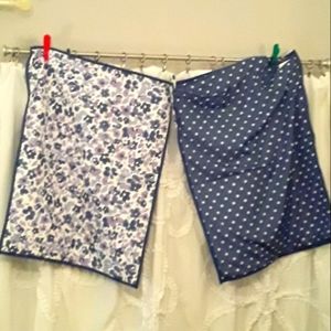 🥰 5/$25 - S/2 Navy/Purple Floral Pillow Shams